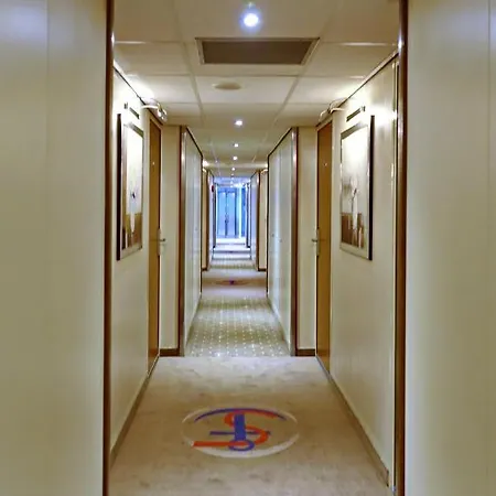 Bateau-hotel Ms Carmen Bådhotel Strasbourg